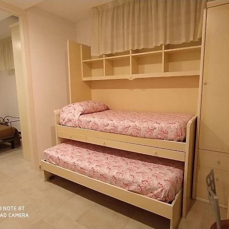 Bollicine Hotel Bari Bagian luar foto